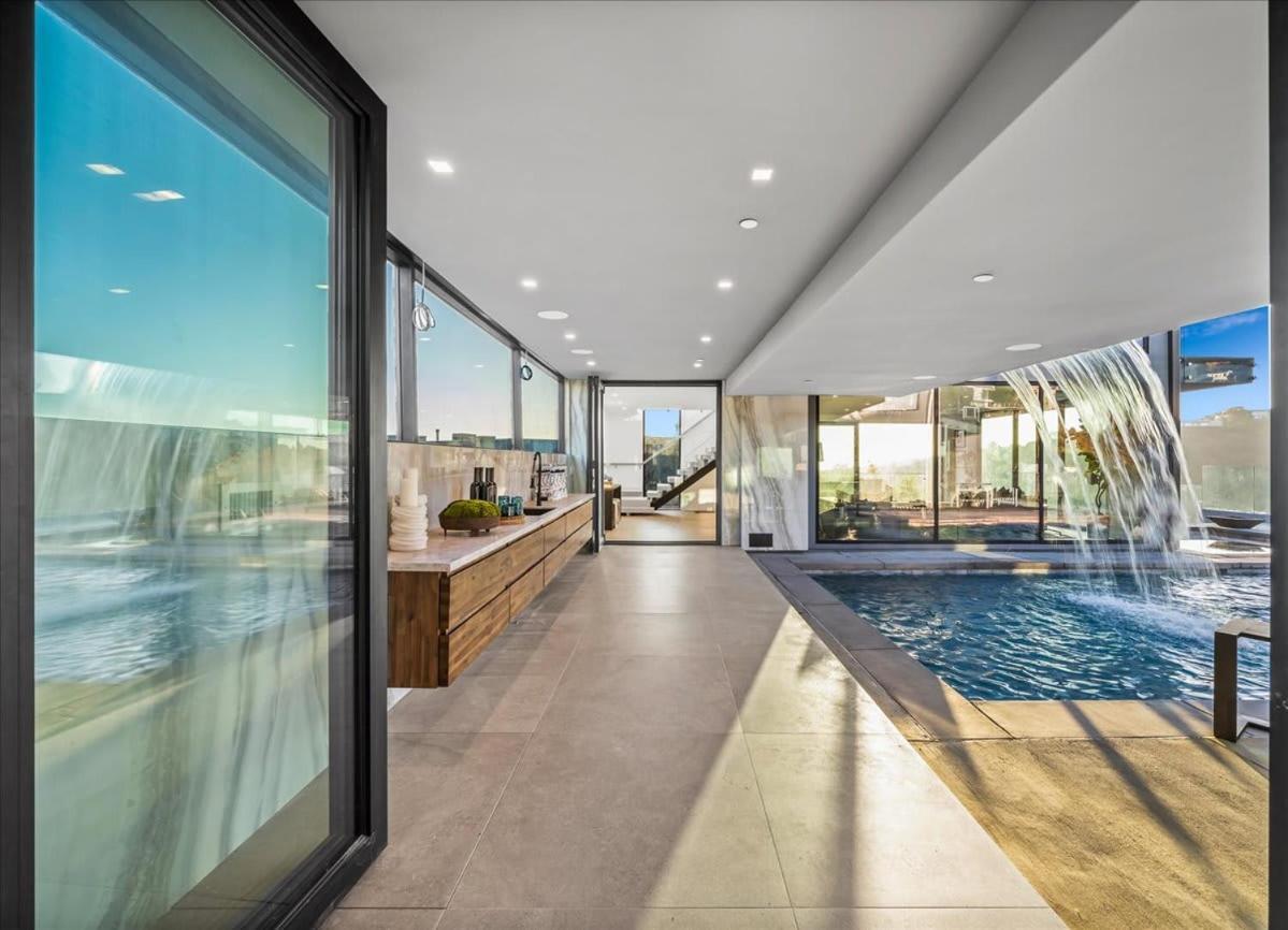 The Hollywood Observatory A Masterpiece Of Modern Luxury And Elegance * Los Angeles