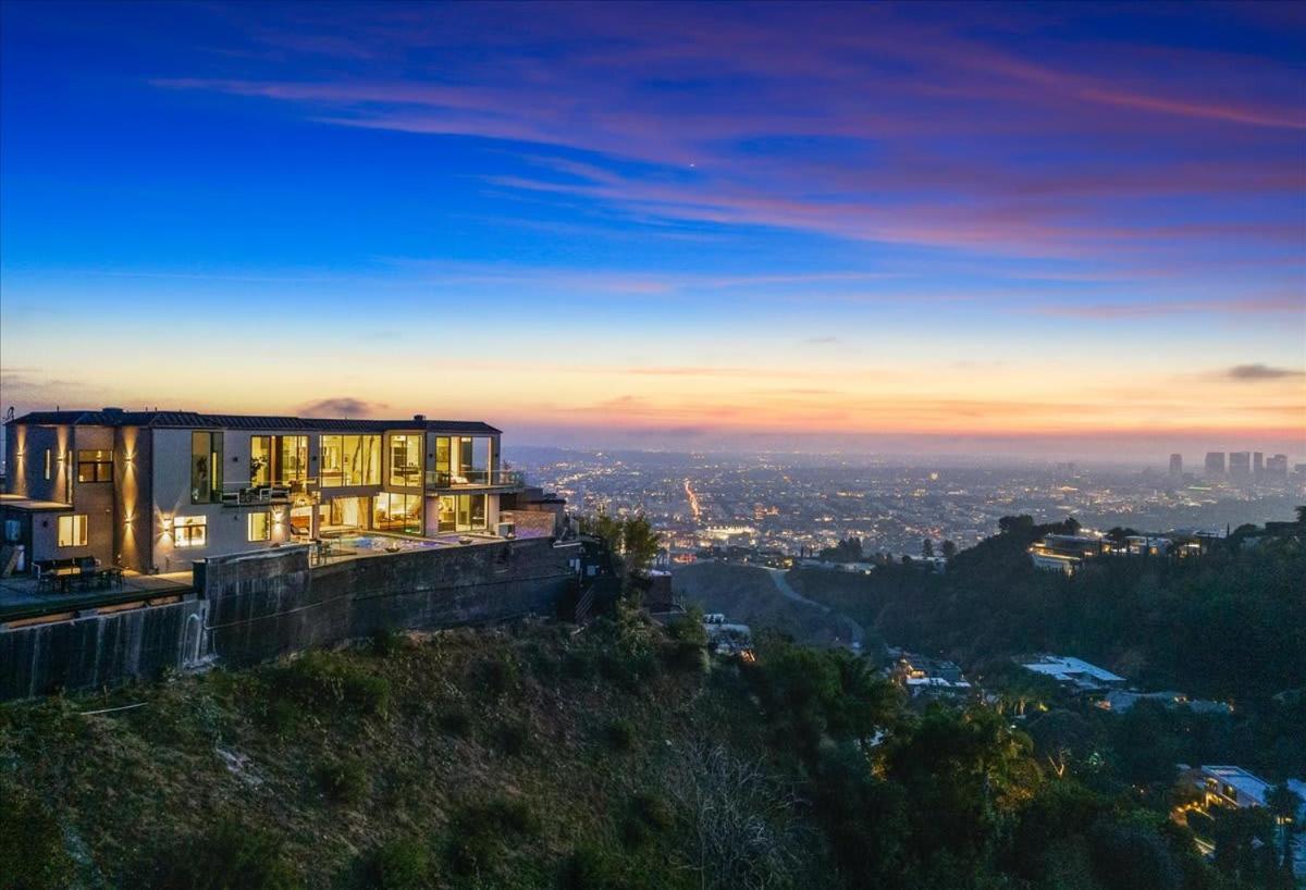 Сasa de vacaciones The Hollywood Observatory A Masterpiece Of Modern Luxury And Elegance *
